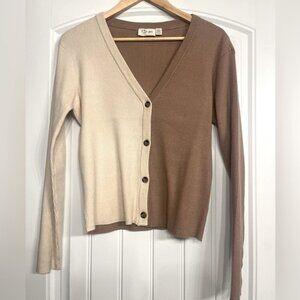 NWOT two toned   dual coloured ribbed cardigan
